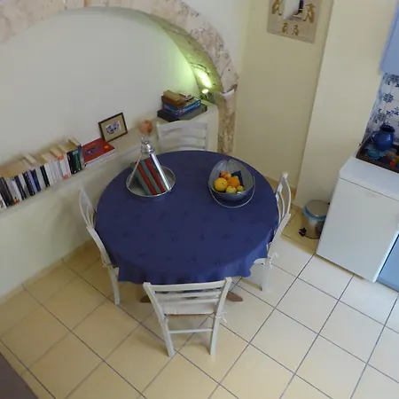 Charming House In Old Town Chania
